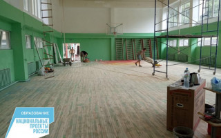 Продолжается капитальный ремонт спортзала  ​в МОУ «Маломаякская школа» города Алушты